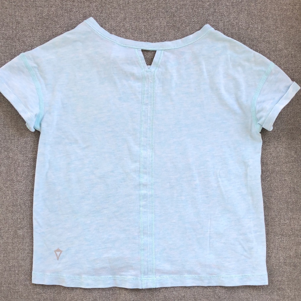 IVIVVA / LULULEMON Keyhole Back T-Shirt - Picture 8 of 8